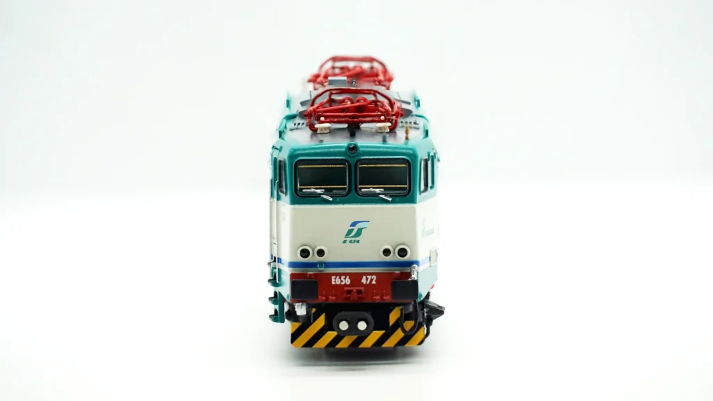 Magnetic coupler Ø1mm N scale trains