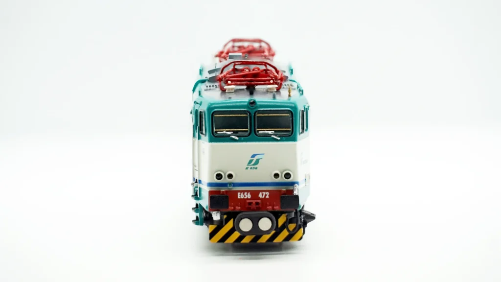Magnetic coupler Ø2mm N scale trains