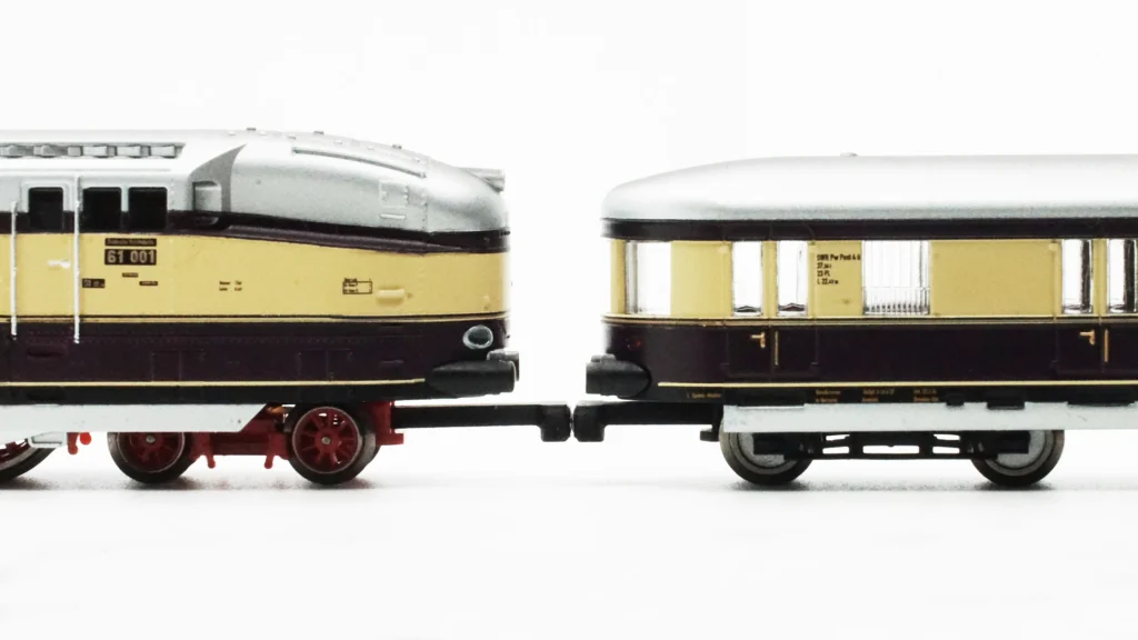 Magnetic Coupler N Scale Trains Arnold HN2092 BR61